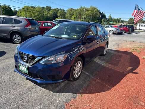 Used 2019 Nissan Sentra SV FWD image 3