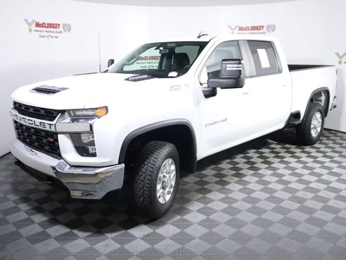 Used 2020 Chevrolet Silverado 2500 LT w/ Z71 Off-Road Package image 14