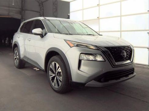 Used 2022 Nissan Rogue SV AWD/4WD image 6