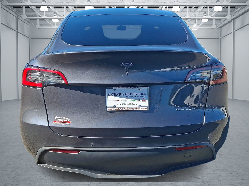 Used 2021 Tesla Model Y Long Range AWD/4WD image 4