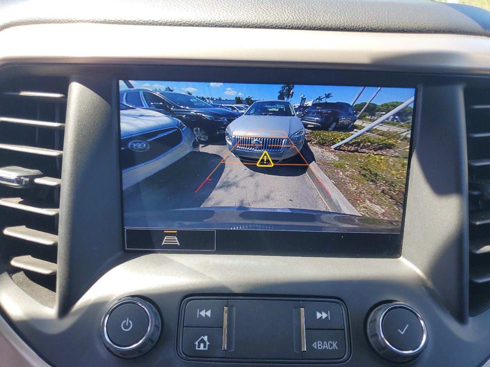 Used 2021 GMC Acadia Denali FWD image 29