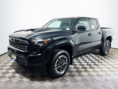New 2026 Toyota Tacoma TRD Sport image 4