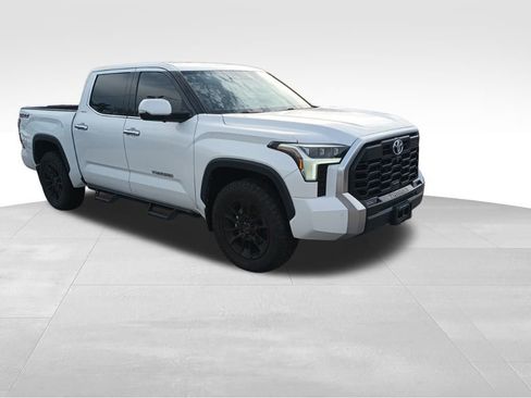 Used 2023 Toyota Tundra Limited image 7