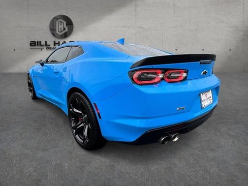 Used 2022 Chevrolet Camaro SS RWD image 9