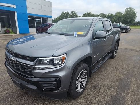 Used 2022 Chevrolet Colorado W/T w/ Custom Special Edition AWD/4WD image 3