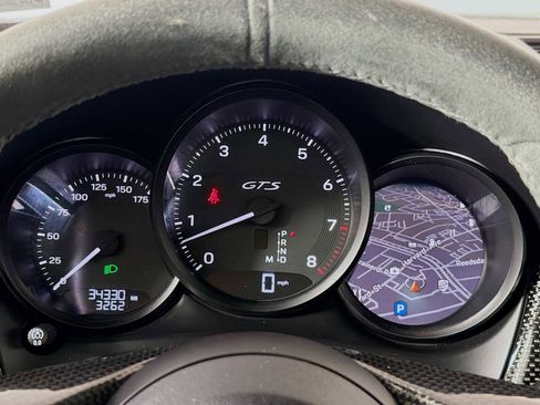 Used 2024 Porsche Macan GTS image 12