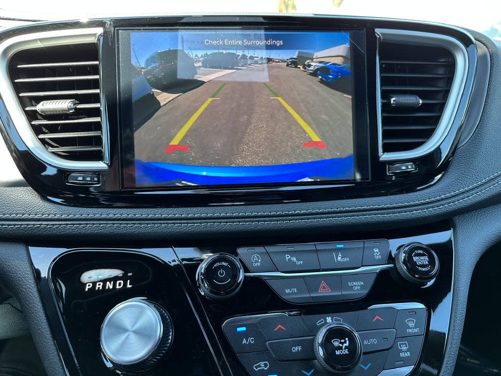 New 2026 Chrysler Pacifica Select w/ S Appearance Package FWD image 27