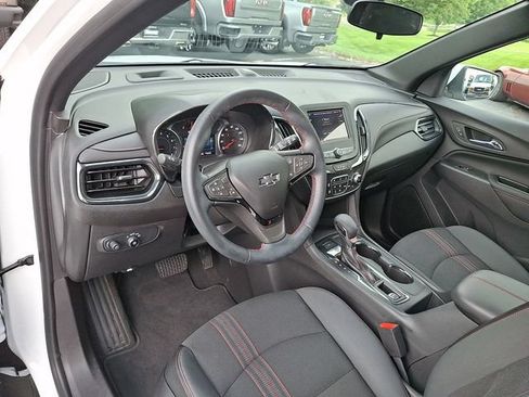 Certified 2024 Chevrolet Equinox RS AWD/4WD image 10