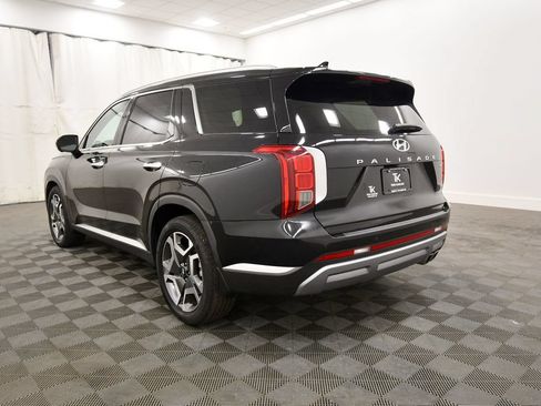 Used 2023 Hyundai Palisade Limited AWD/4WD image 5