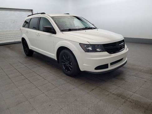 Used 2020 Dodge Journey SE w/ SE Popular Equipment Group FWD image 13