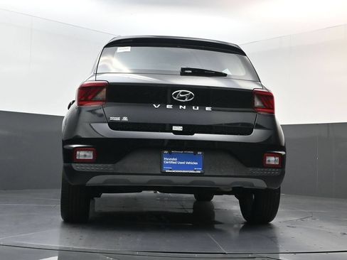 Certified 2026 Hyundai Venue SEL FWD image 26