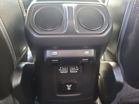 Certified 2022 Jeep Wrangler Unlimited Sahara w/ Cold Weather Group AWD/4WD image 14