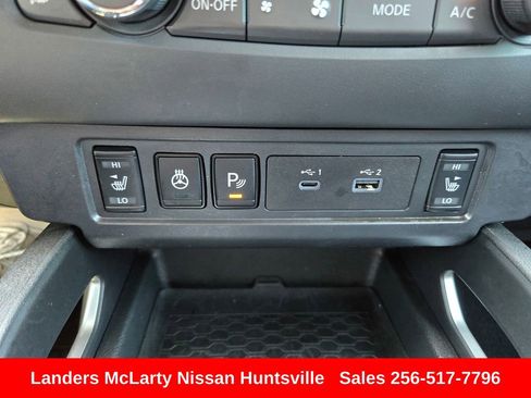 Used 2024 Nissan Frontier SL w/ Technology Package RWD image 21