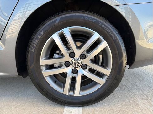 Used 2017 Volkswagen Jetta S FWD image 25