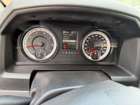 Used 2016 RAM 1500 Express w/ Black Ram 1500 Express Group AWD/4WD image 12