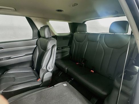 Used 2025 Hyundai Palisade SEL FWD image 30