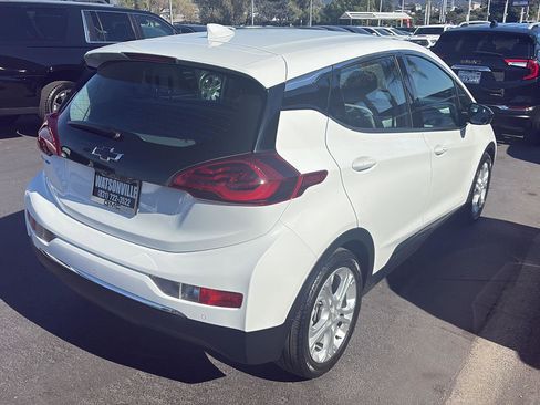 Used 2021 Chevrolet Bolt LT FWD image 22
