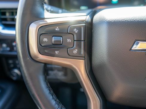 Used 2024 Chevrolet Suburban High Country AWD/4WD image 23