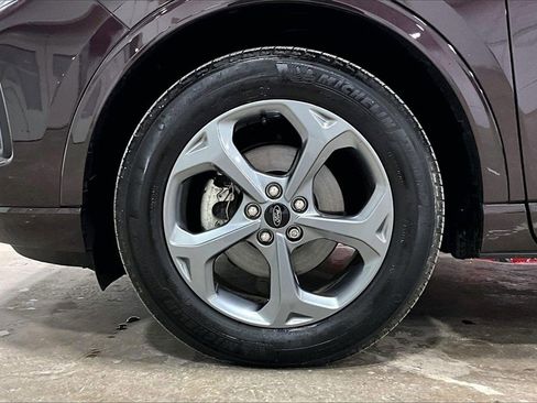 Certified 2023 Ford Escape ST-Line w/ Tech Pack #1 image 9