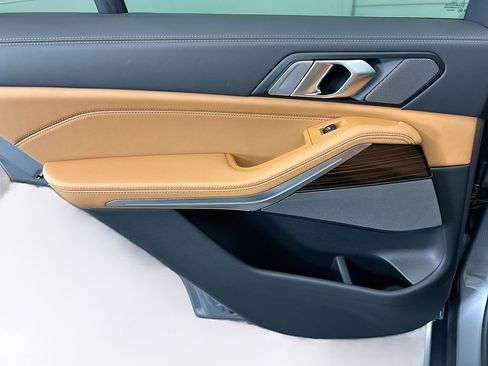 New 2026 BMW X5 xDrive40i w/ Premium Package AWD/4WD image 25