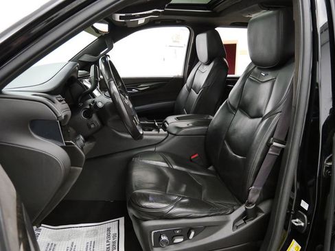Used 2015 Cadillac Escalade ESV Platinum image 11