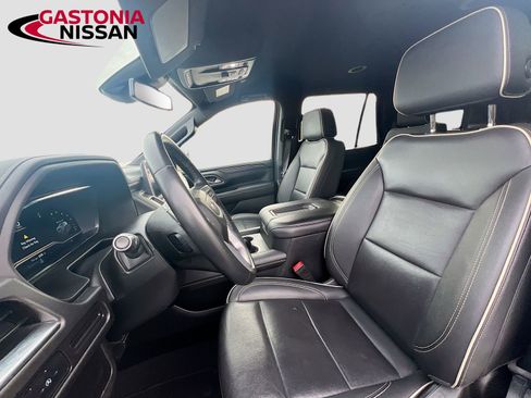 Used 2024 GMC Yukon SLT image 29