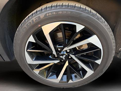 Used 2022 Mitsubishi Outlander SE image 35