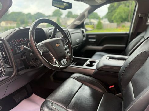 Used 2016 Chevrolet Silverado 1500 LTZ Z71 w/ LTZ Plus Package AWD/4WD image 24