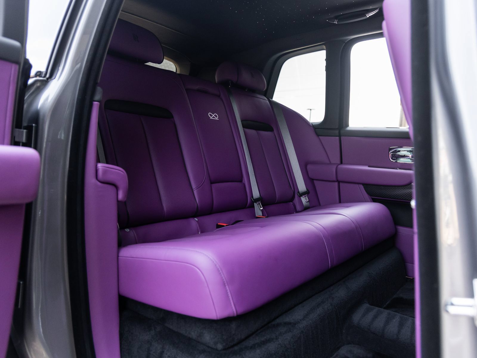 New 2027 Rolls-Royce Cullinan Black Badge AWD/4WD image 57