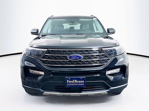 Certified 2023 Ford Explorer XLT w/ Equipment Group 202A AWD/4WD image 3