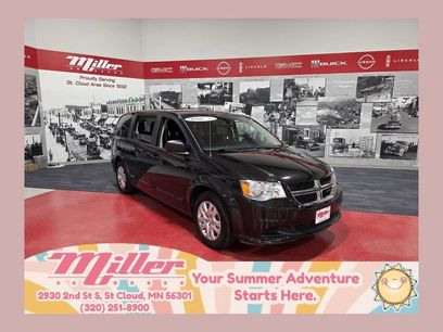 Used 2017 Dodge Grand Caravan SE w/ Power Window Group