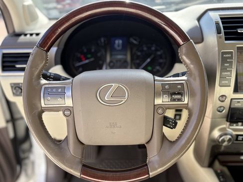 Used 2019 Lexus GX 460 Premium w/ Premium Package AWD/4WD image 11