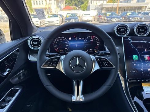 Used 2026 Mercedes-Benz GLC 350e 4MATIC image 23