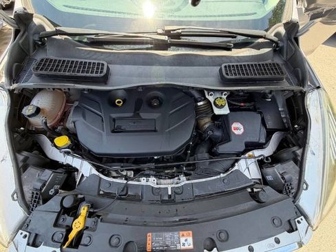 Used 2017 Ford Escape Titanium FWD image 28