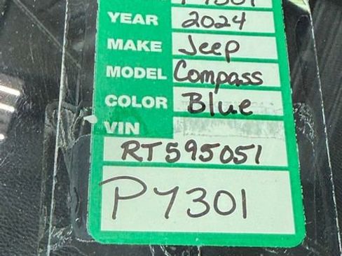 Certified 2024 Jeep Compass Latitude w/ Altitude Special Edition AWD/4WD image 23