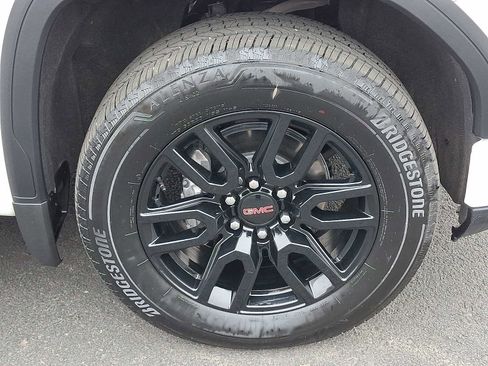 Used 2025 GMC Sierra 1500 Elevation image 8