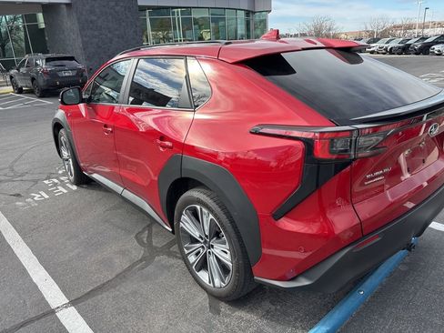 Used 2023 Subaru Solterra Limited image 3