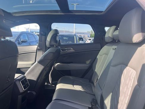 Used 2023 Kia Sportage X-Pro AWD/4WD image 18