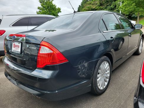 Used 2010 Ford Fusion Hybrid FWD image 16
