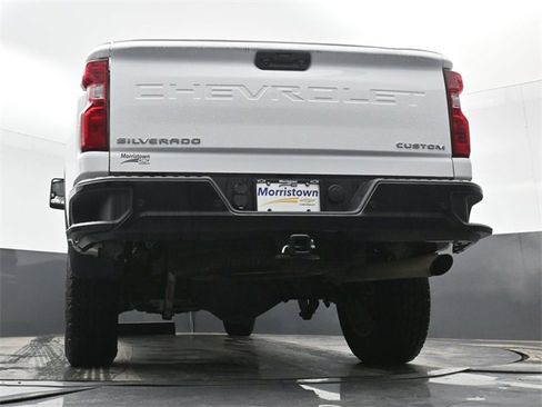 Used 2024 Chevrolet Silverado 2500 Custom w/ Custom Value Package image 45