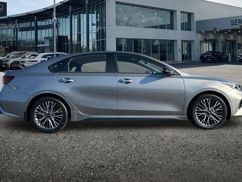 Used 2024 Kia Forte GT-Line FWD image 3