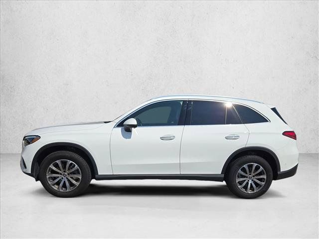 Used 2025 Mercedes-Benz GLC 300 image 9