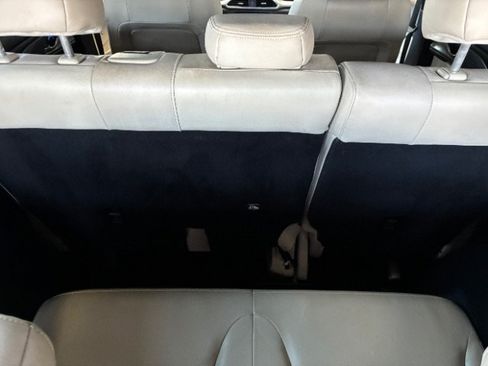 Used 2018 MAZDA CX-9 Grand Touring FWD image 16