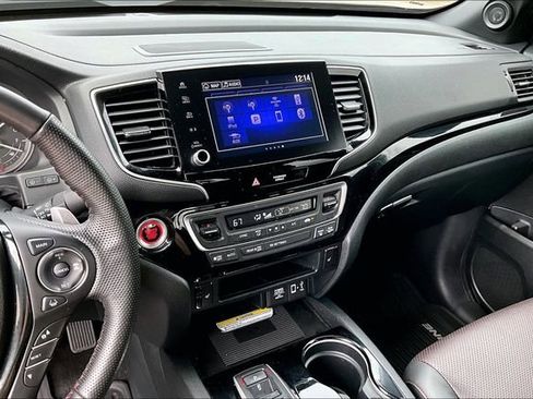 Used 2023 Honda Ridgeline Black Edition image 14