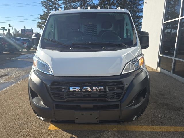 Used 2025 RAM ProMaster 2500 FWD image 2