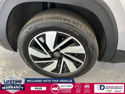 Used 2025 Volkswagen Atlas SE AWD/4WD image 10