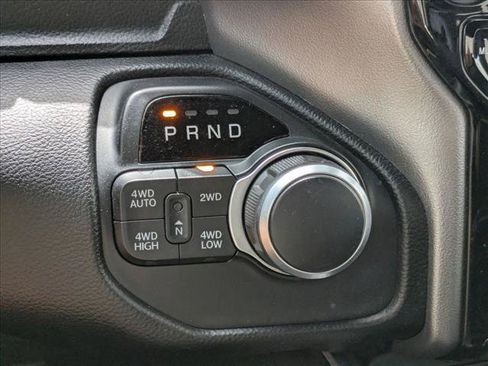 Used 2019 RAM 1500 Big Horn AWD/4WD image 12