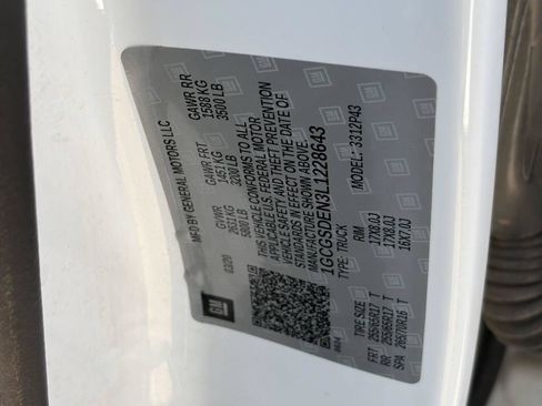 Used 2020 Chevrolet Colorado Z71 RWD image 12