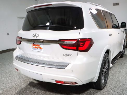 Used 2022 INFINITI QX80 Premium Select w/ Cargo Package image 7