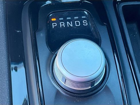 Used 2022 Chrysler 300 S RWD image 17